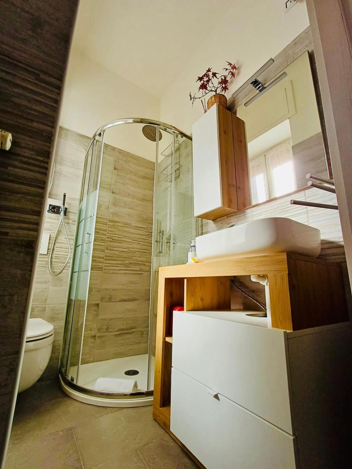 Tolstoi 83 Apartment Milán Exteriér fotografie